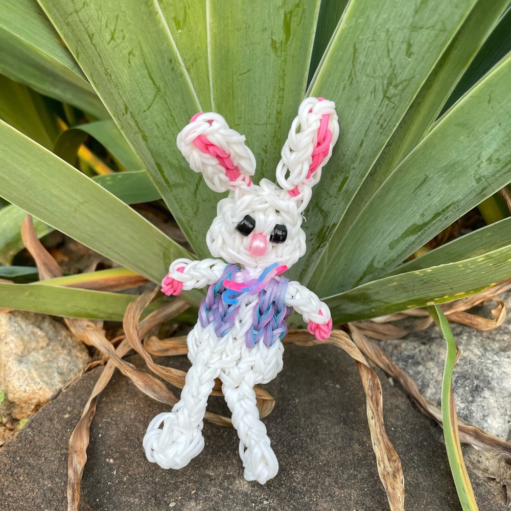 rainbowloom 2D adult easter bunny